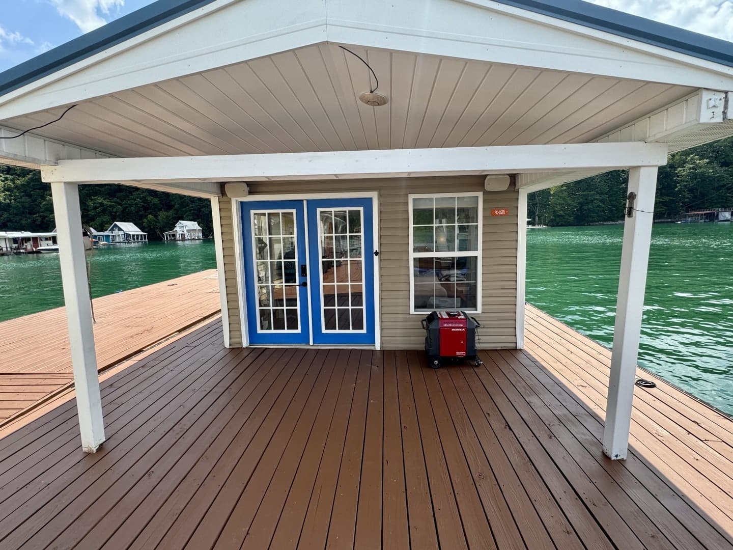 2008 Custom 13 x 29 Floating Cabin Approx 377sqft - Image 21