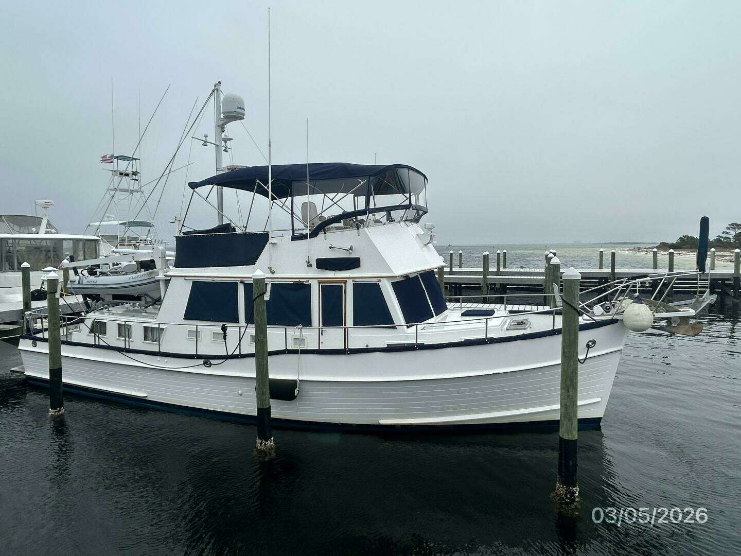 2002 Grand Banks Classic - Image 4