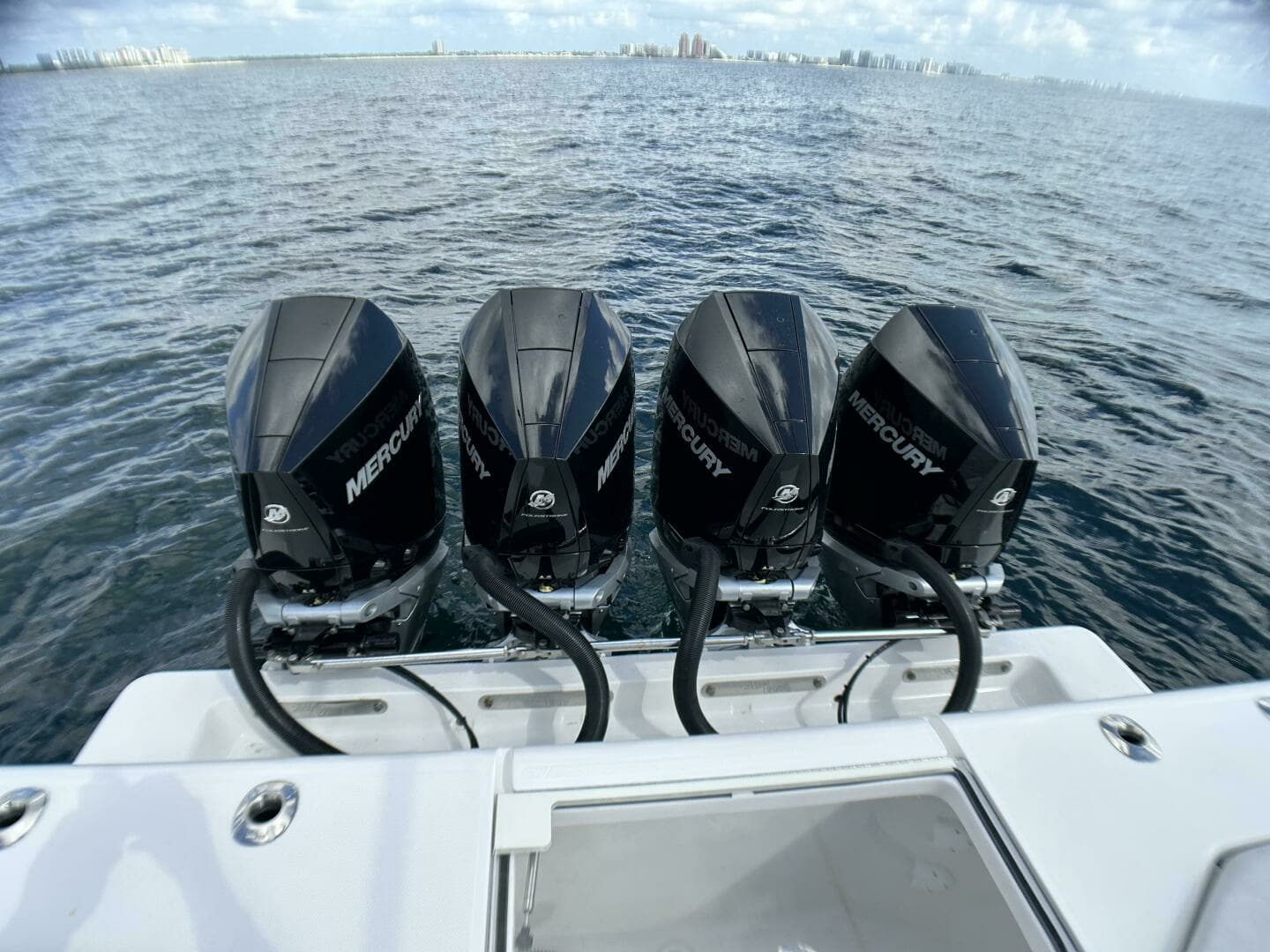 2022 SeaVee 390z Center Console - Image 29