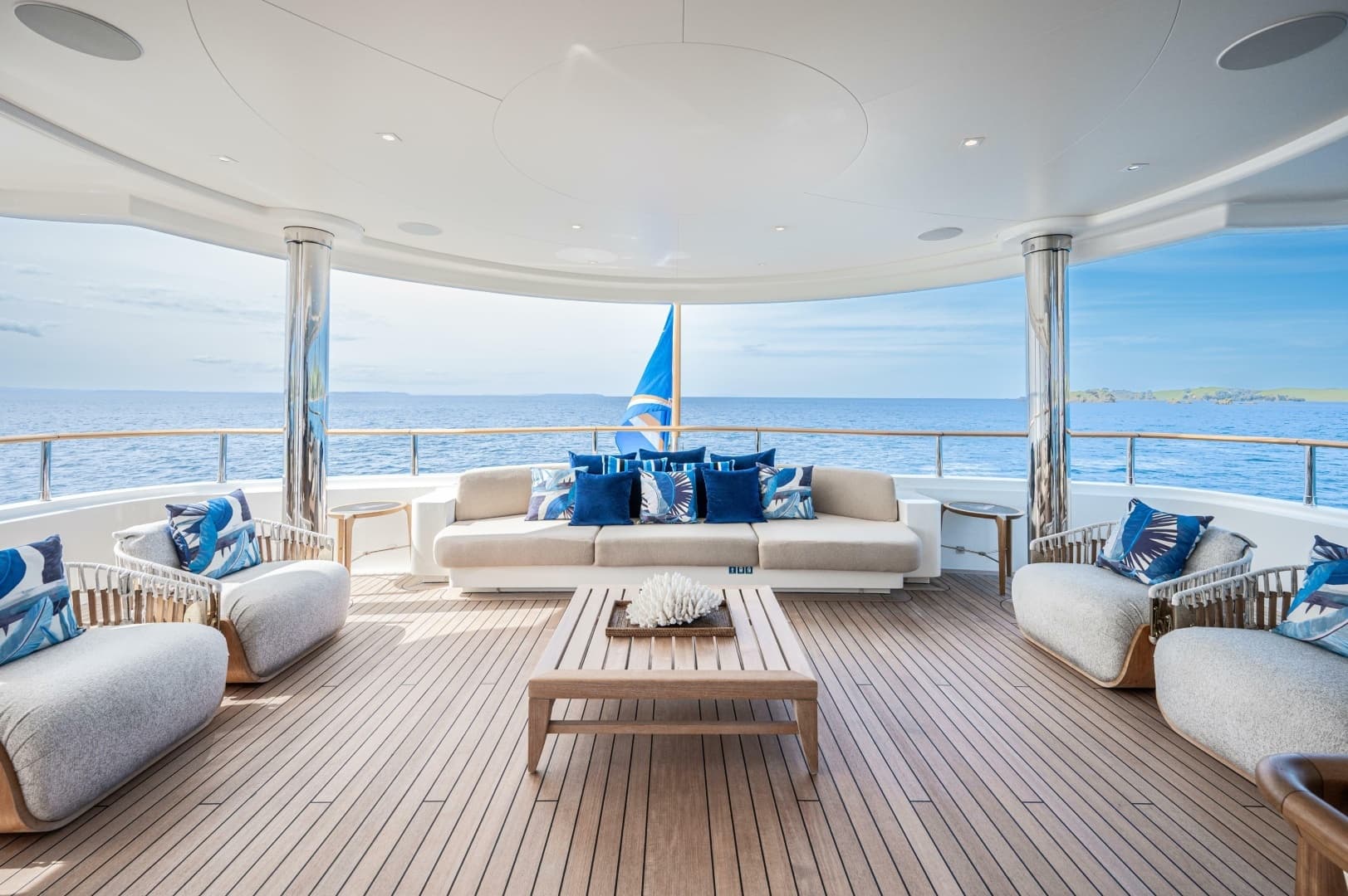 2013 CRN Twin Screw Full Displacement Yacht - Image 8