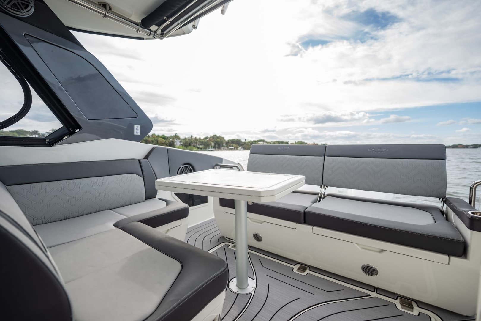 2023 Galeon — - Image 14