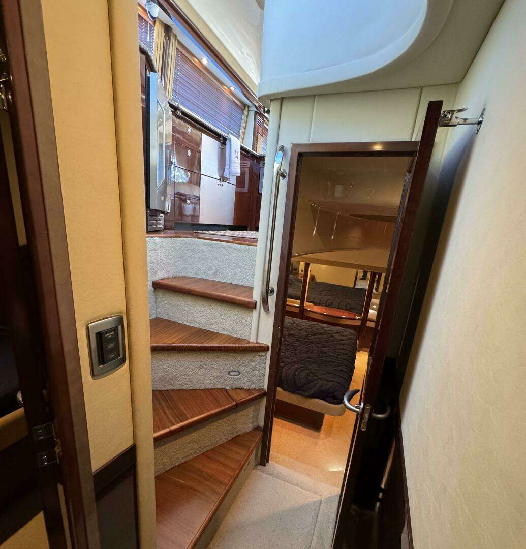 2007 Sea Ray 58 Sedan Bridge - Image 38