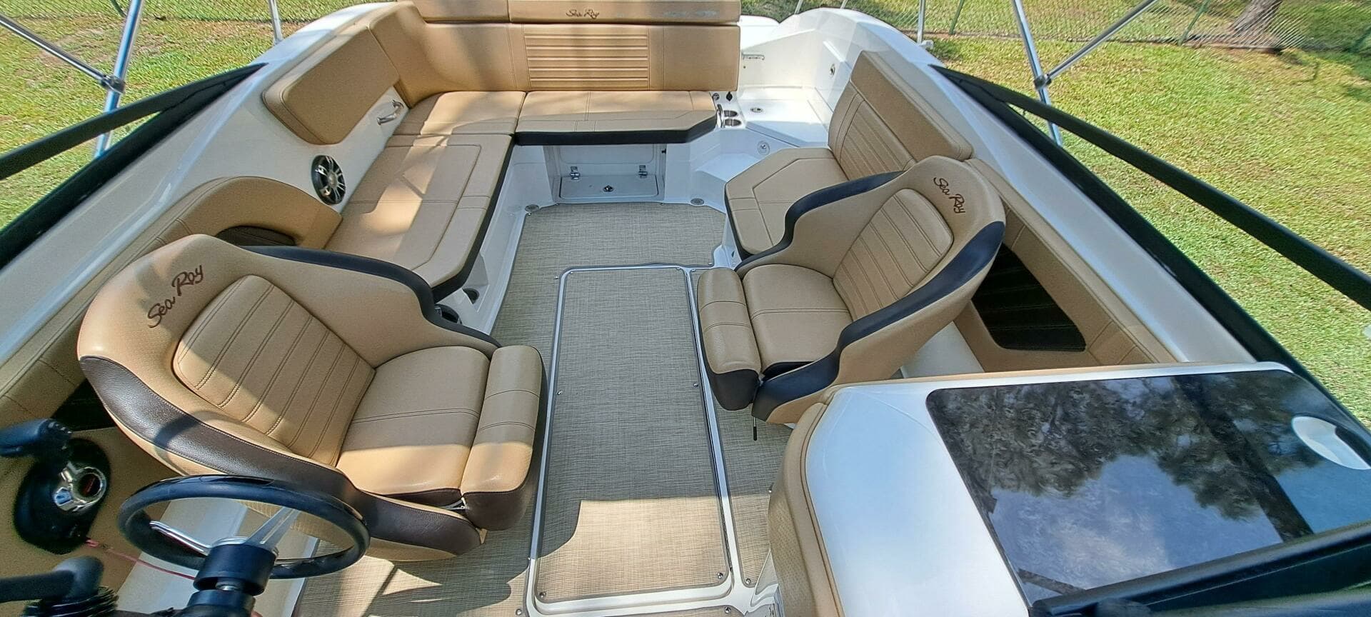 2019 Sea Ray SPX 230 OB - Image 14