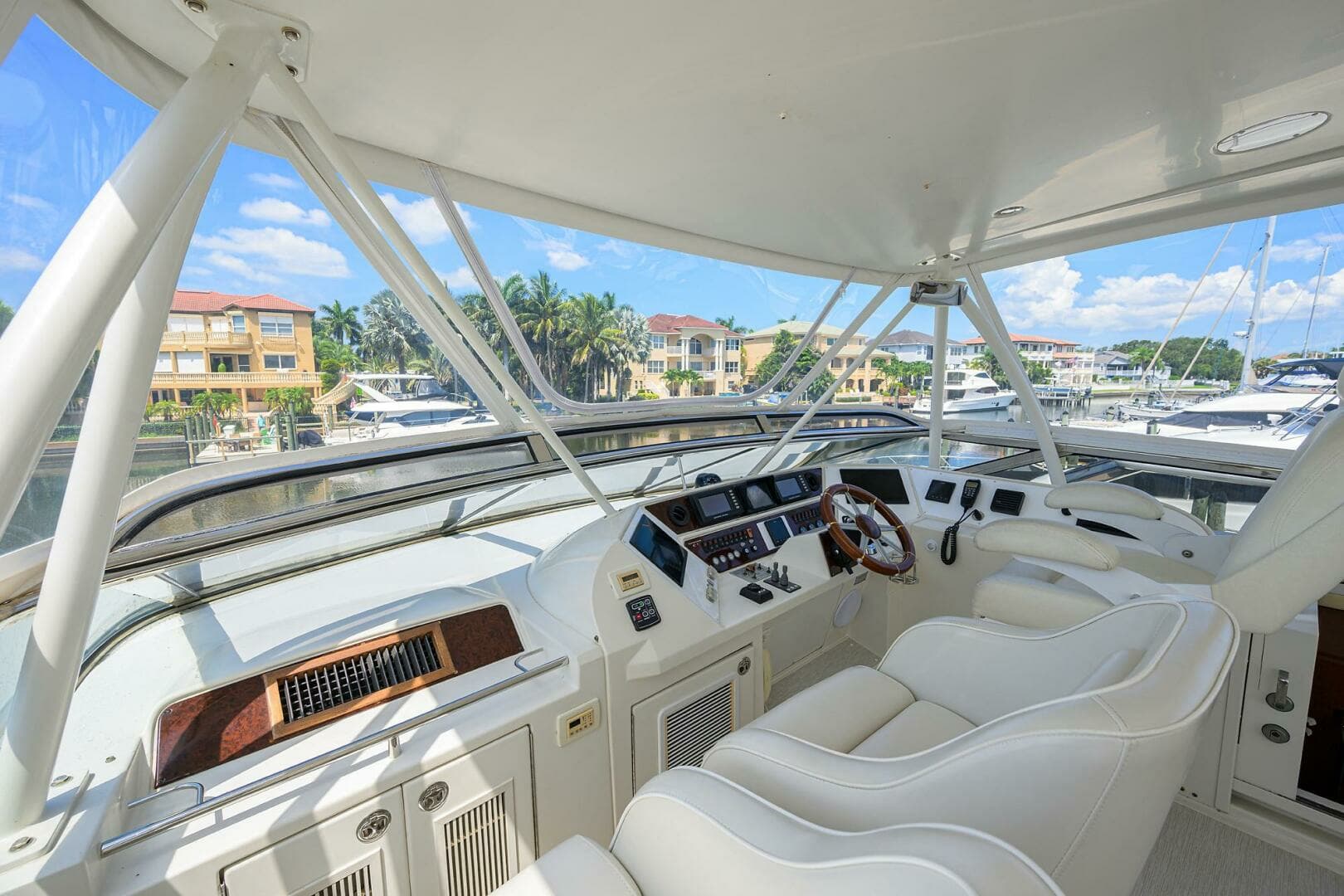 2005 Marquis 65 Motor Yacht - Image 40