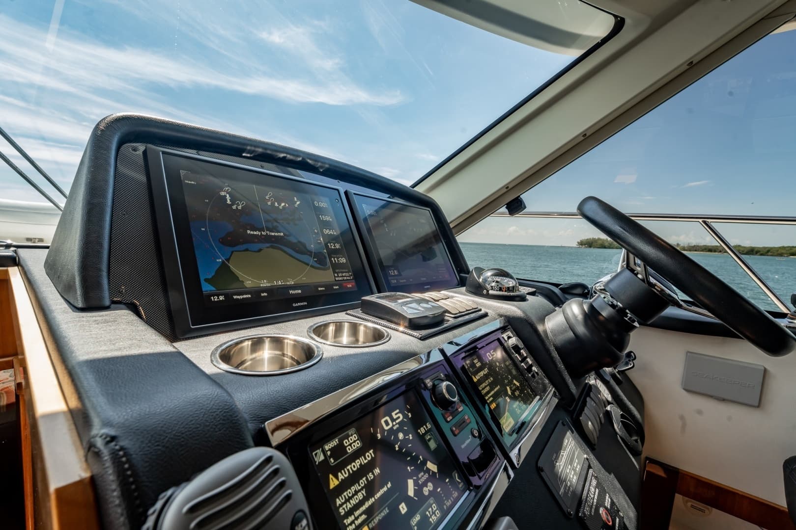 2016 Riviera 5000 Sport Yacht - Image 48