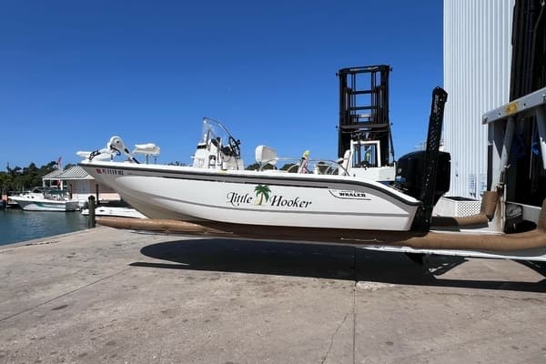 2004 Boston Whaler 180 Dauntless - Image 1