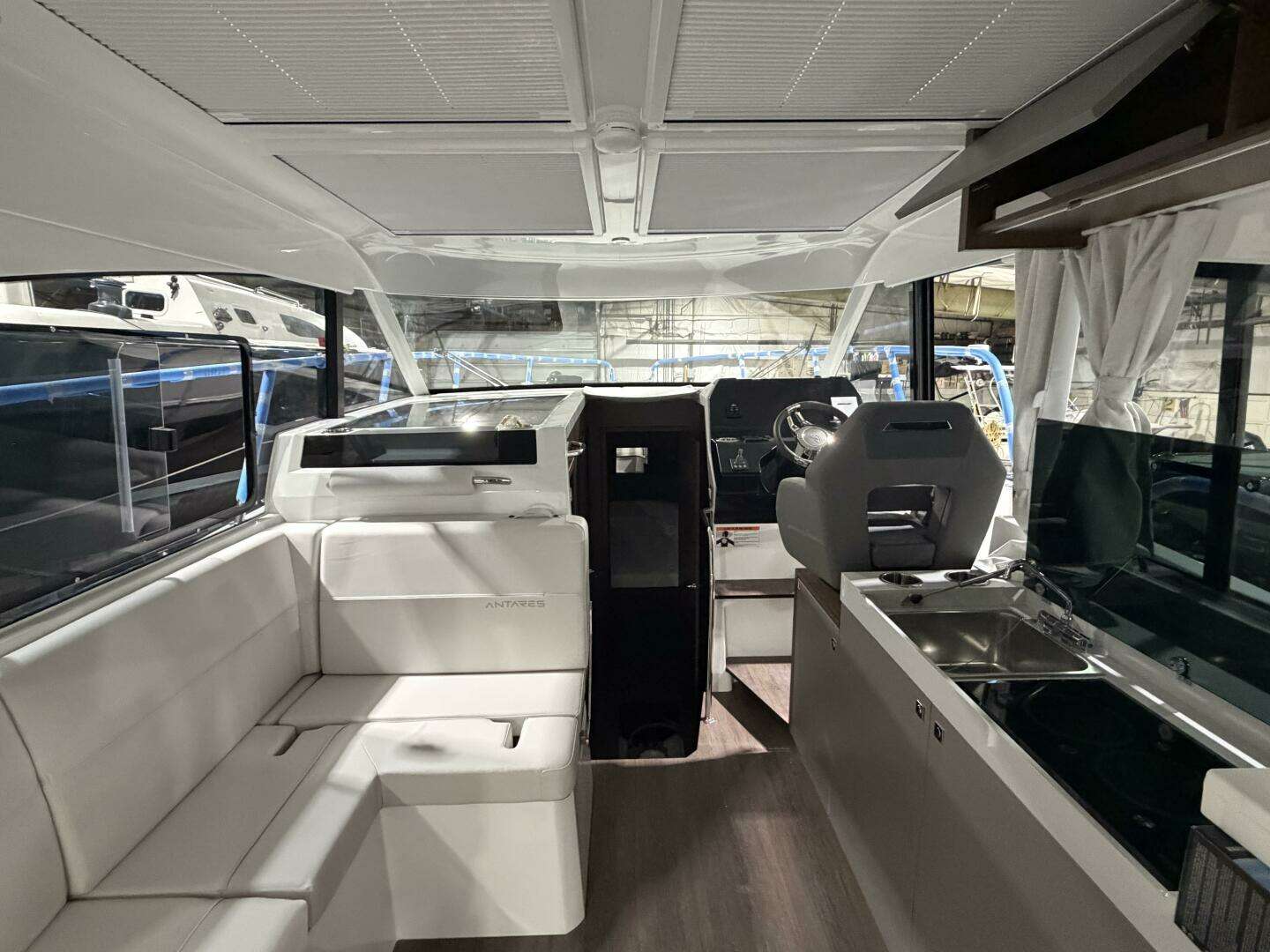 2026 Beneteau Antares 11 - Image 17