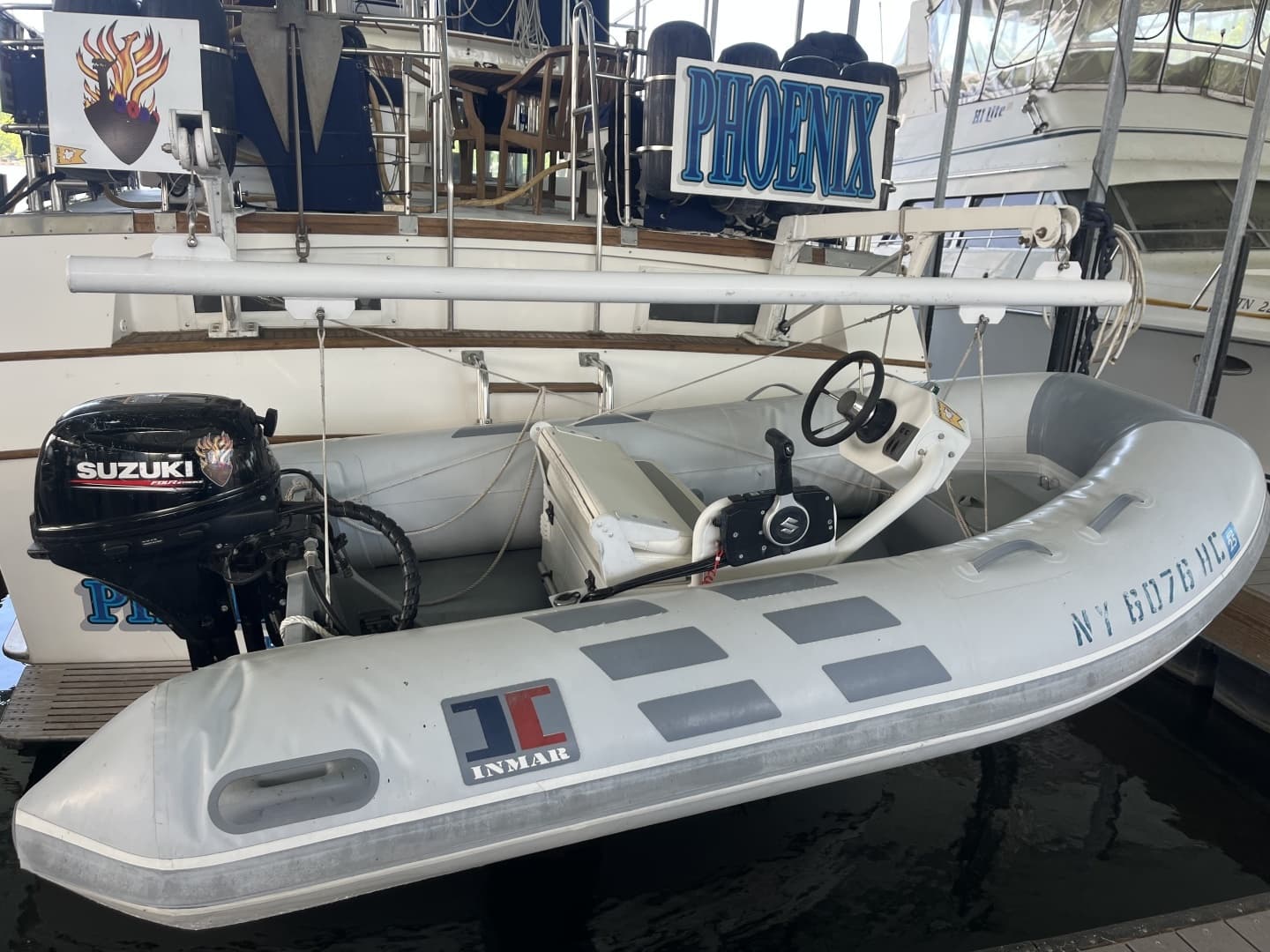 1987 Grand Banks 49 Motor Yacht - Image 3