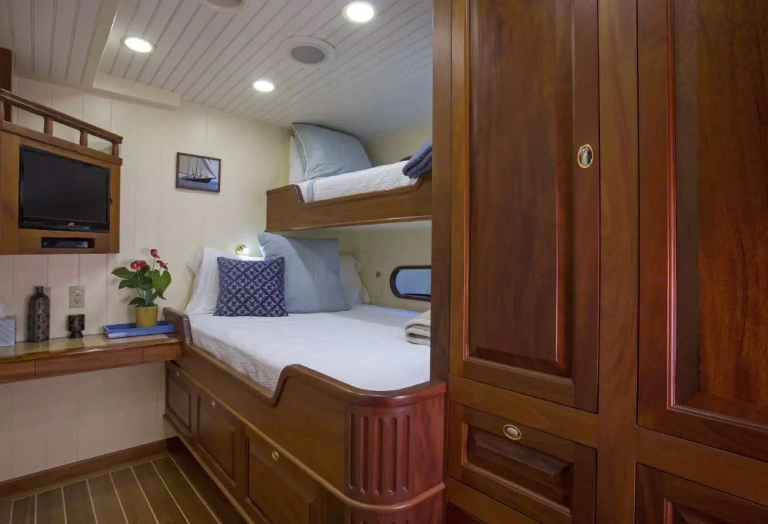 2014 Custom Sailing Schooner - Image 25