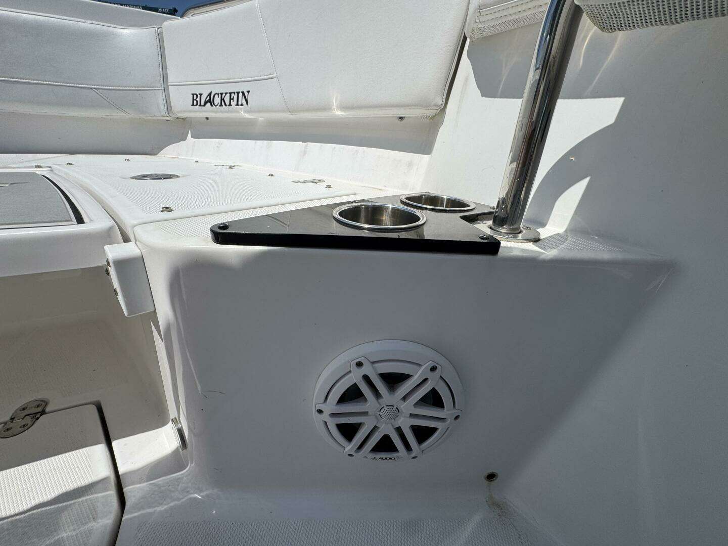 2020 Blackfin 212 CC - Image 34