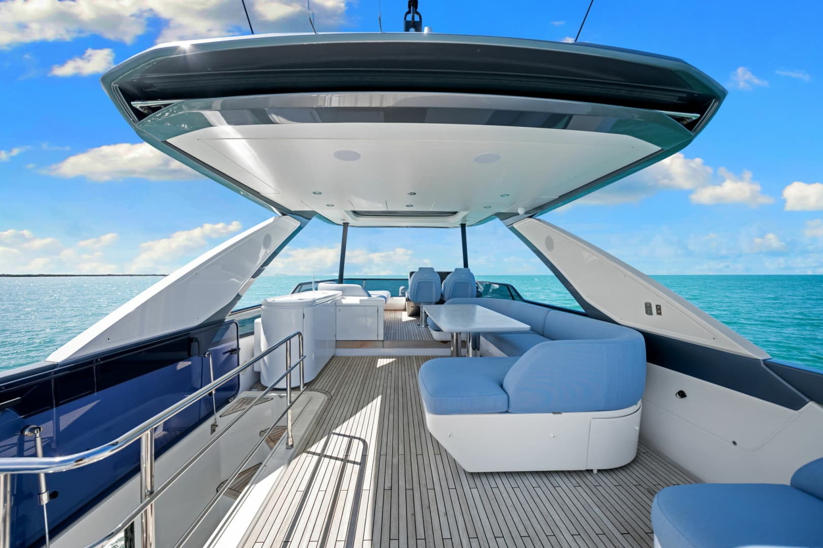 2025 Azimut 68 FLY - Image 61