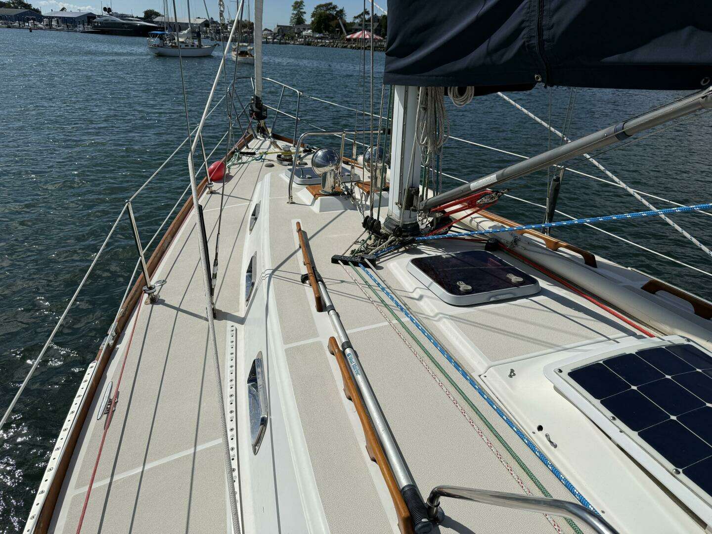 1997 Tartan 3800 - Image 32