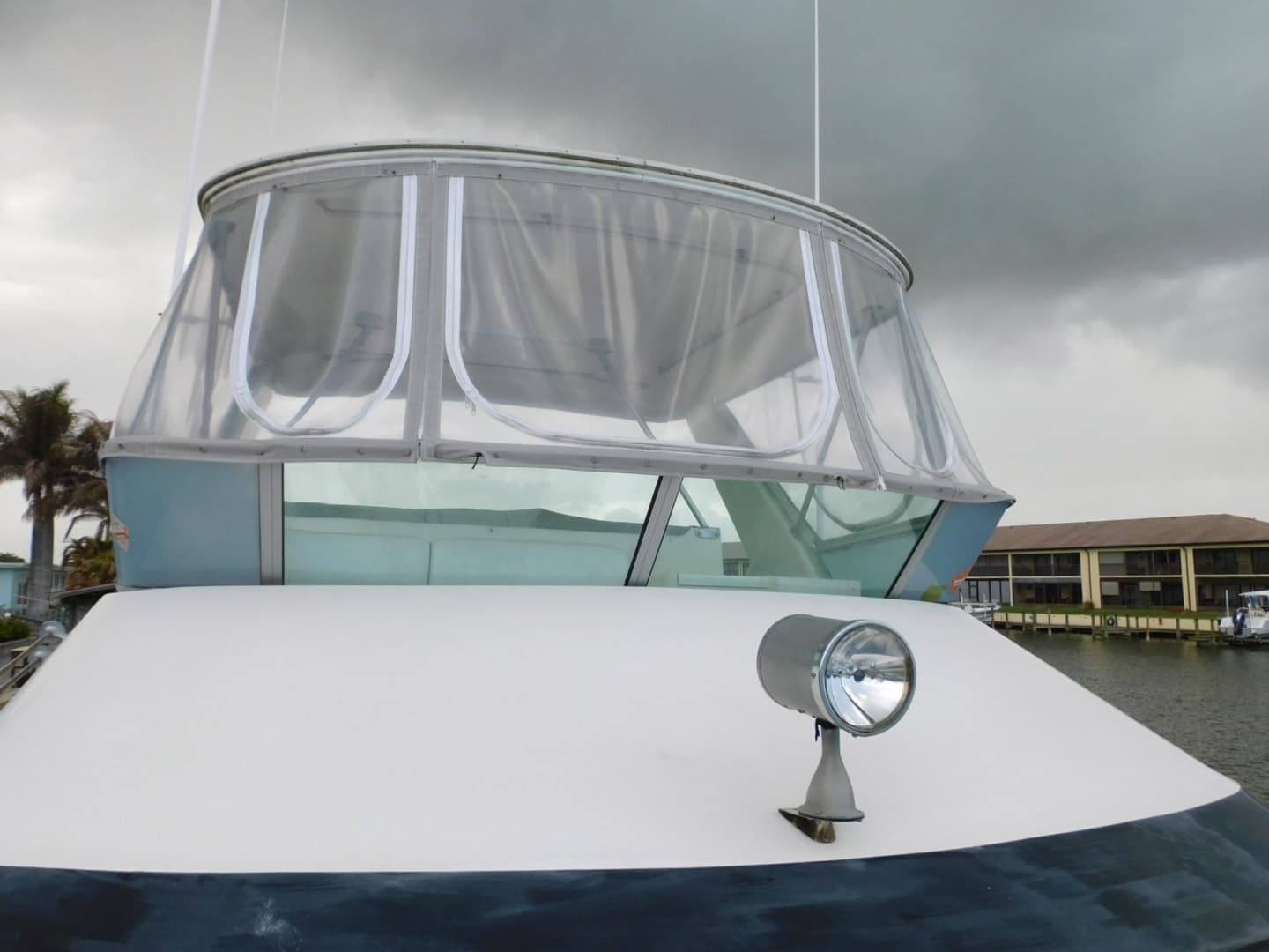 1987 Sea Ray 460 Convertible - Image 10
