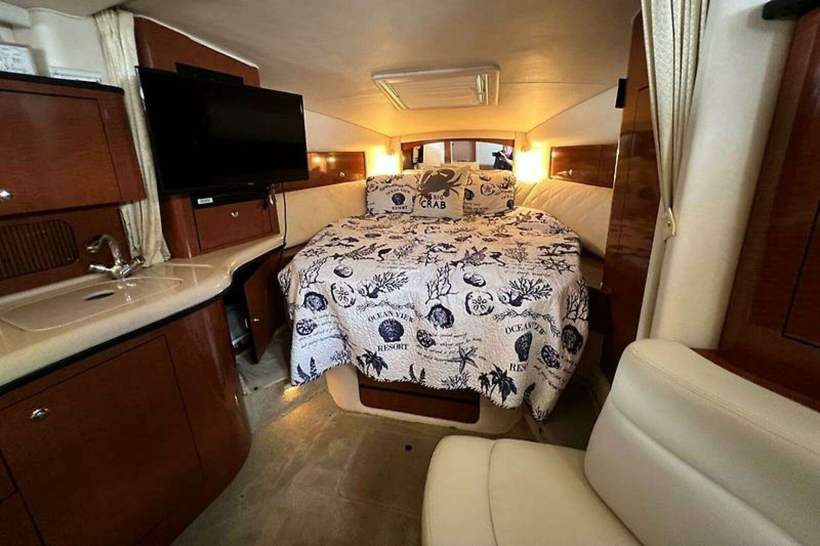 2004 Sea Ray 320 Sundancer - Image 20