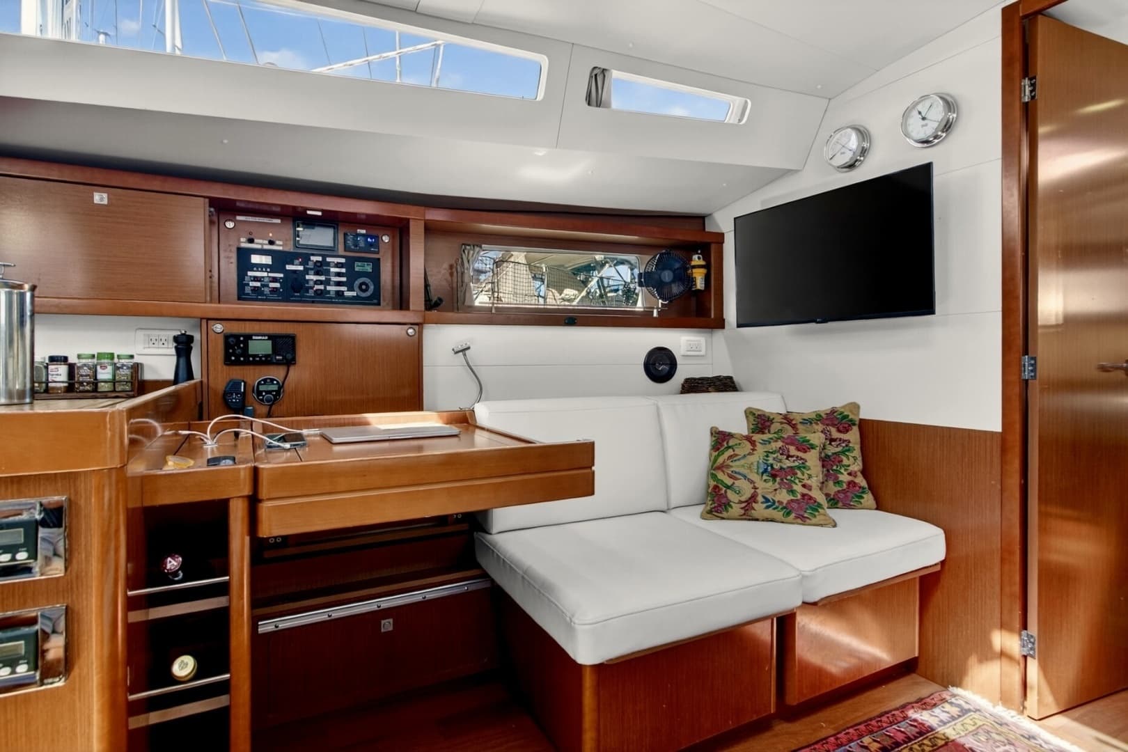2012 Beneteau Oceanis 48 - Image 27