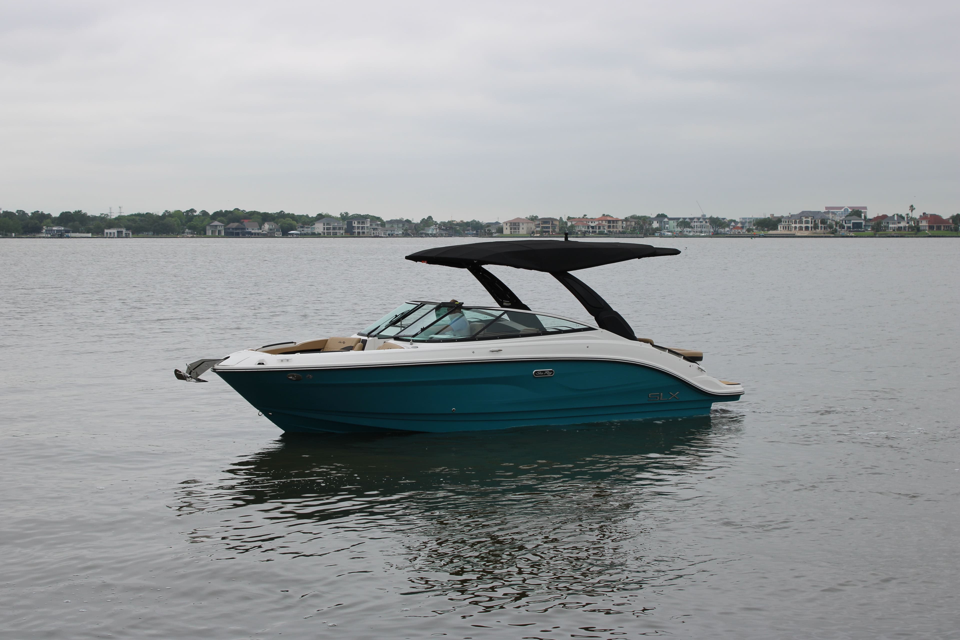 2026 Sea Ray SLX 260 - 17