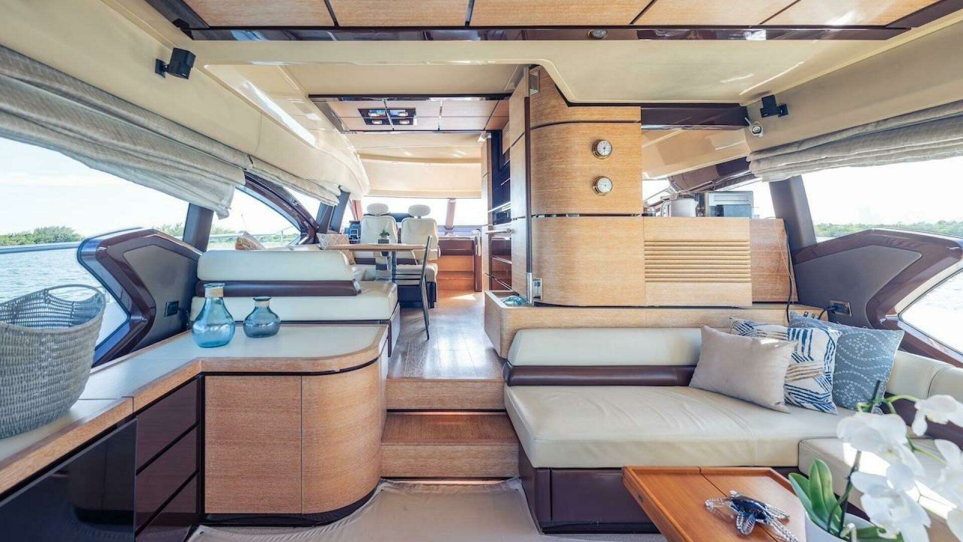 2012 Azimut Evolution - Image 52