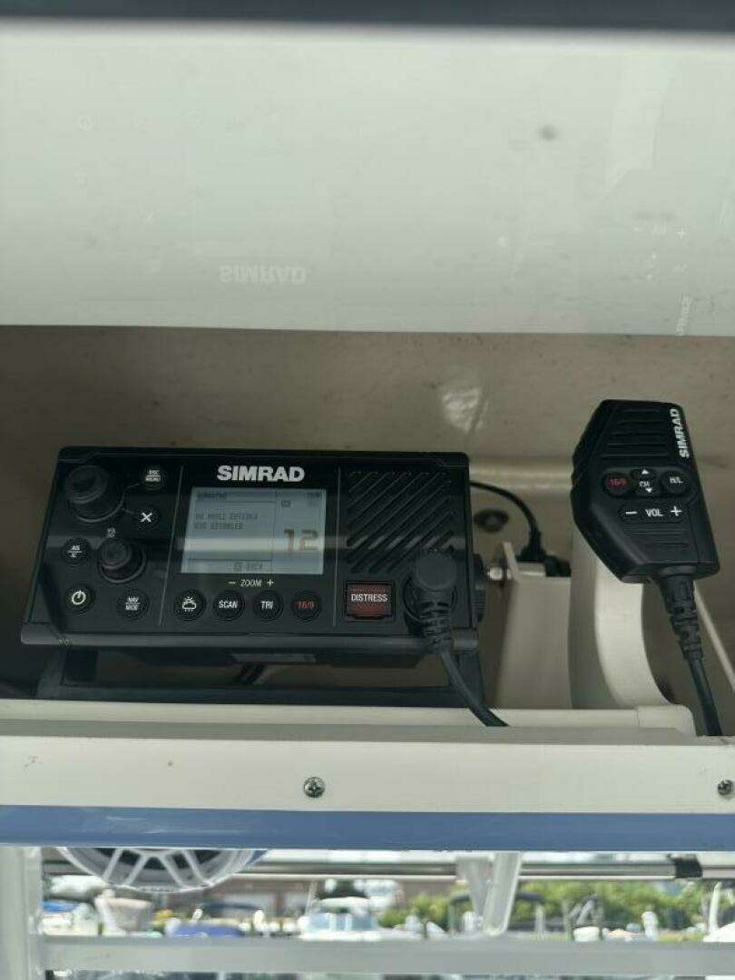 2023 Robalo R360 - Image 19