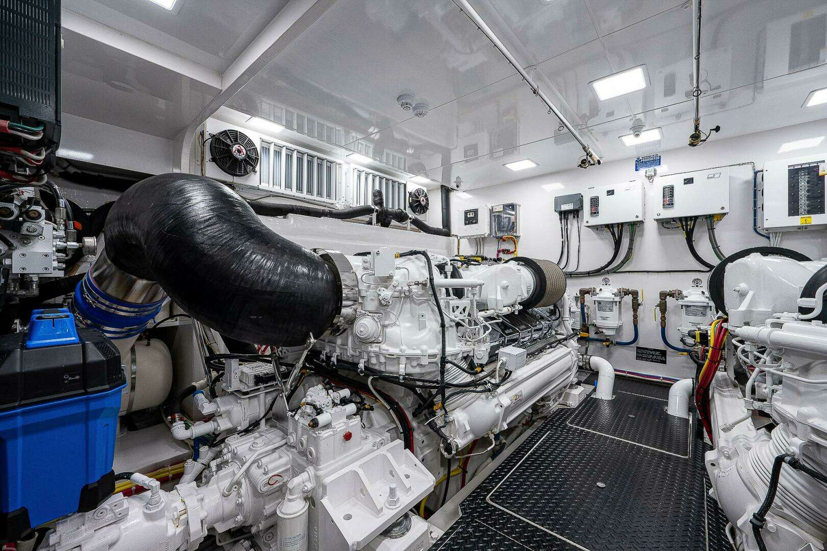 2017 Viking 75 Motoryacht - Image 61