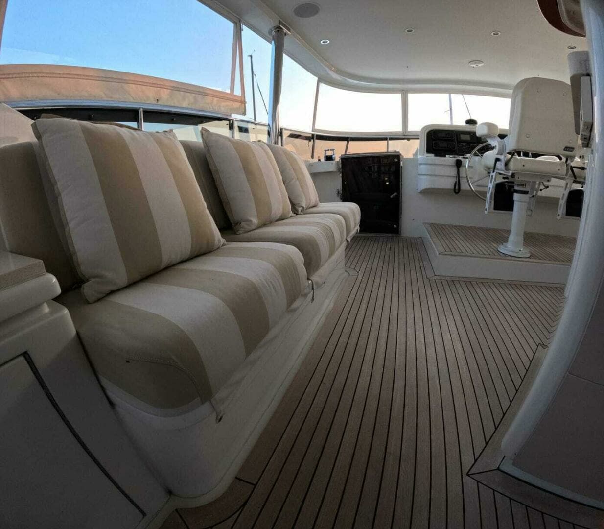 2007 Hargrave 93 - Image 16