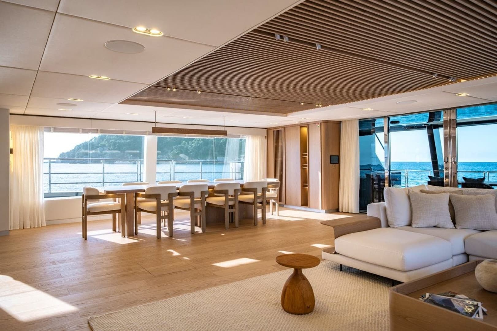 2025 SUNREEF YACHTS Sunreef 100 Power - Image 28