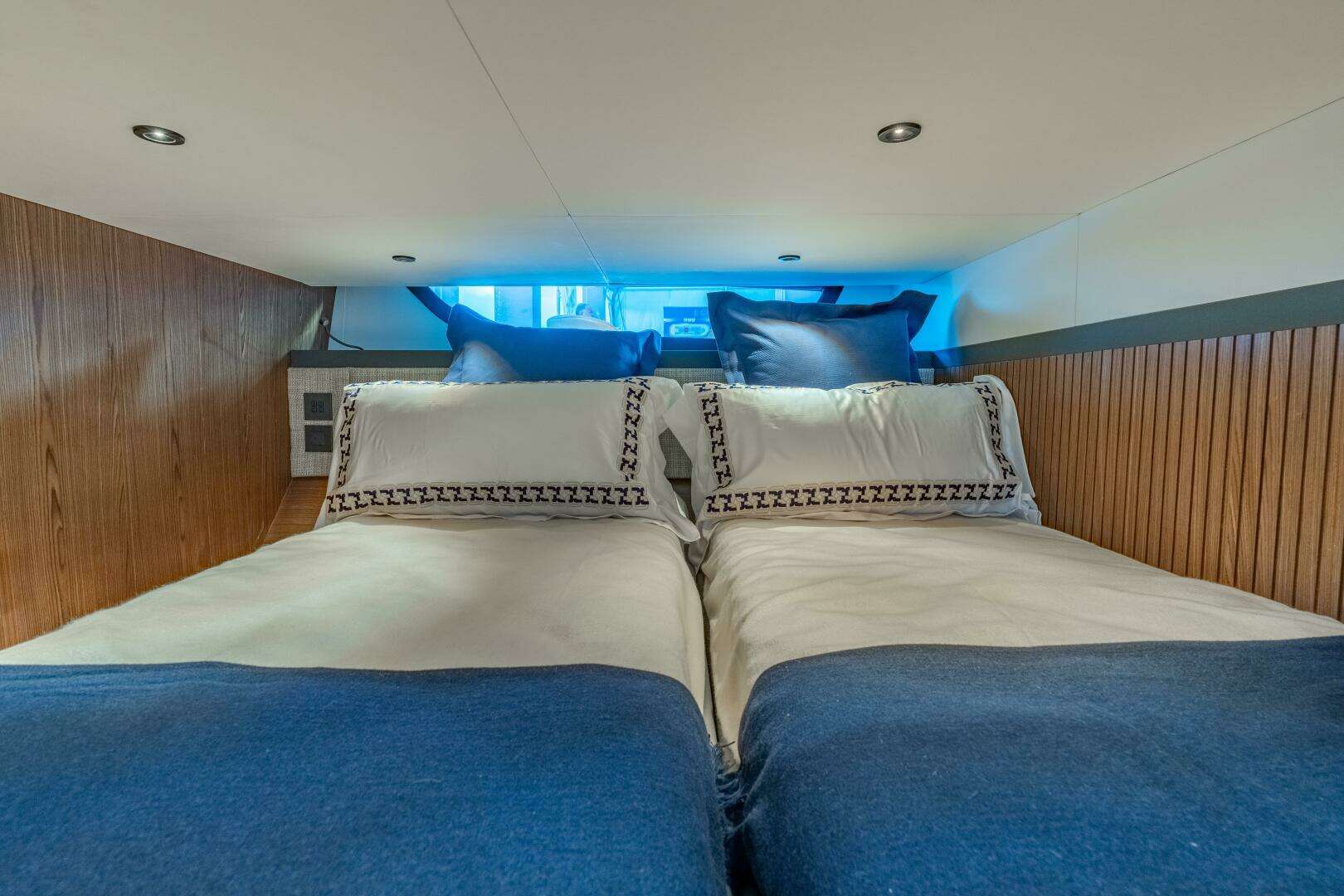 2025 ECLIPSE 505 Shadow - Image 14