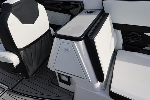 2026 Yamaha Boats 252SD - 10