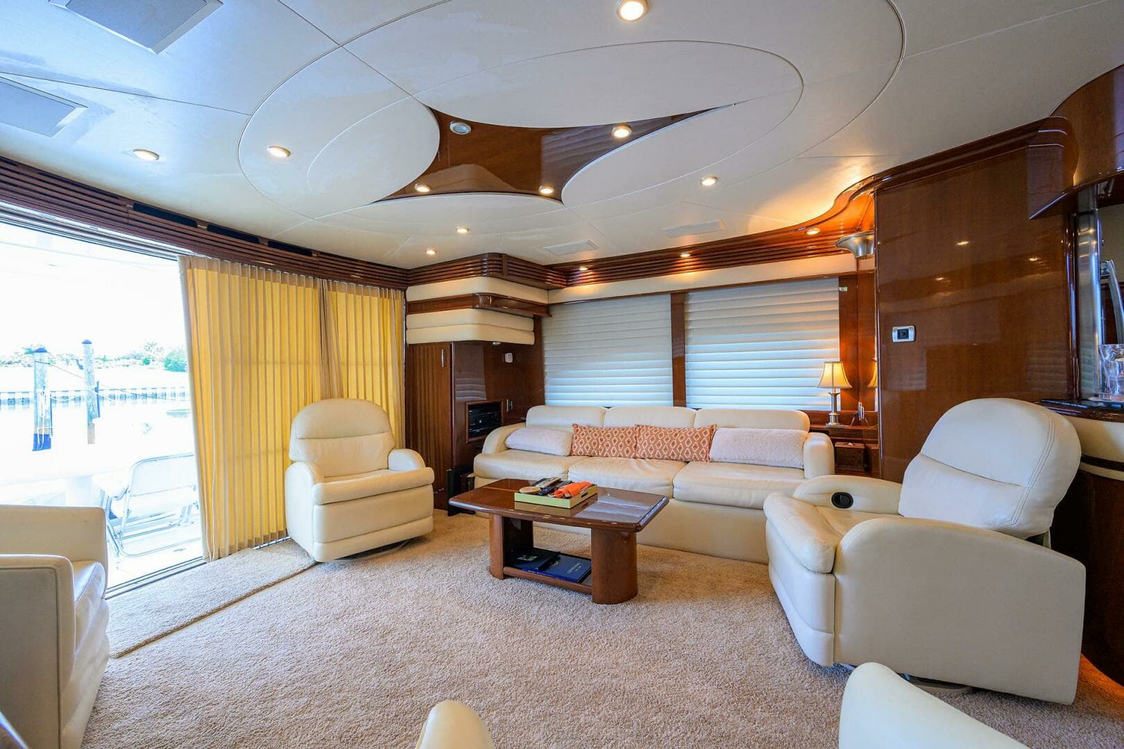 2005 Marquis 65 Motor Yacht - Image 7