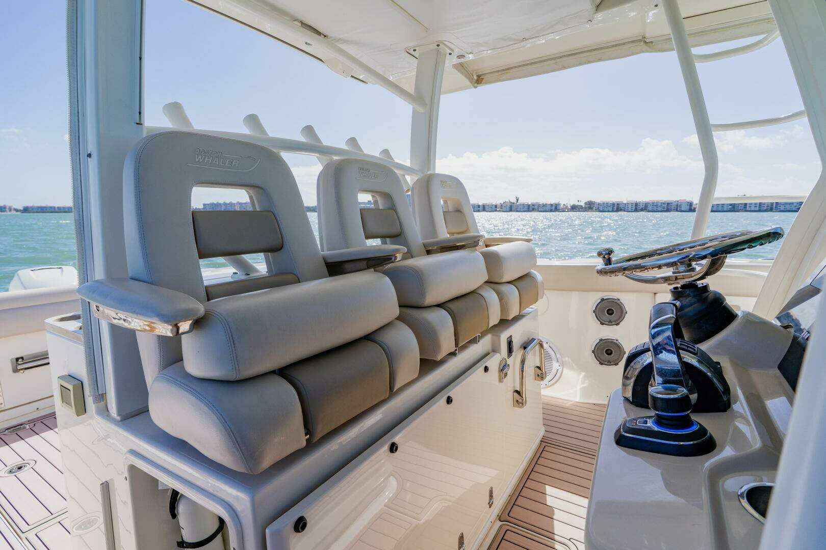 2019 Boston Whaler 380 Outrage - Image 19
