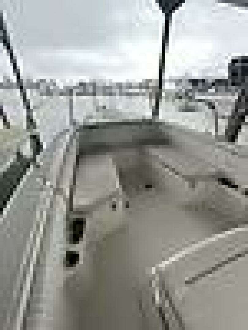 2001 Boston Whaler 26 Outrage - Image 3