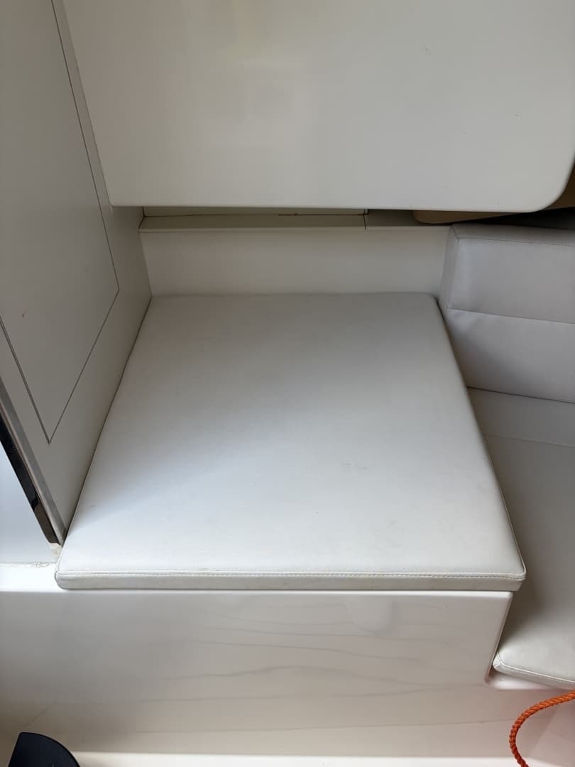 2014 VanDutch 40 - Image 26