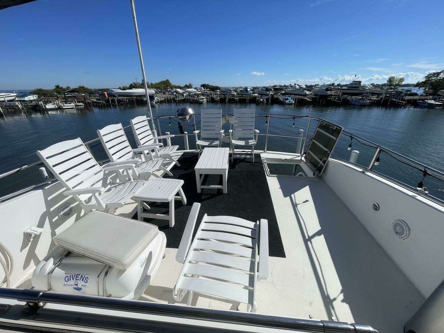 1993 Viking 50 Motor Yacht - Image 27