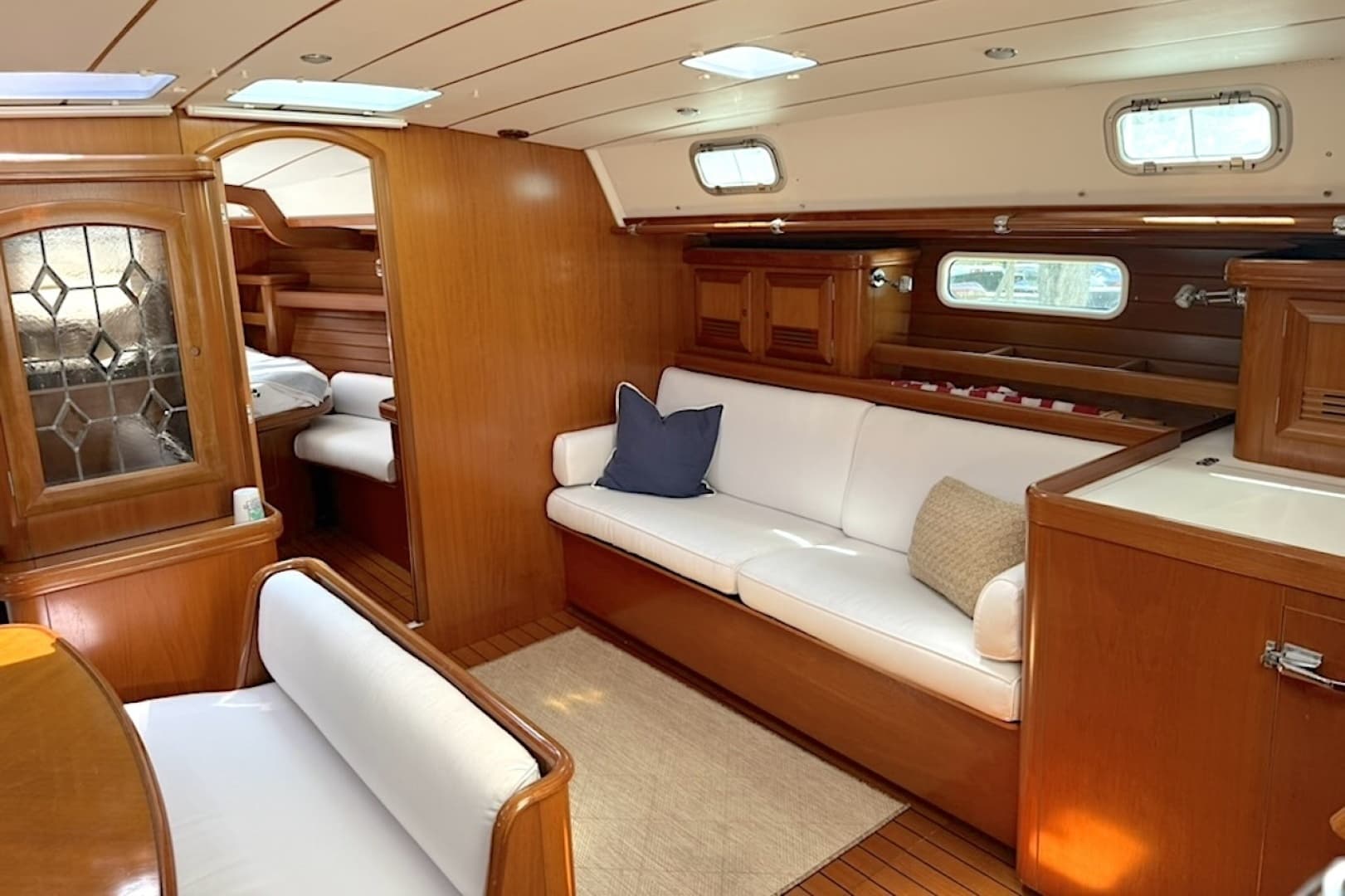 2001 Beneteau — - Image 30