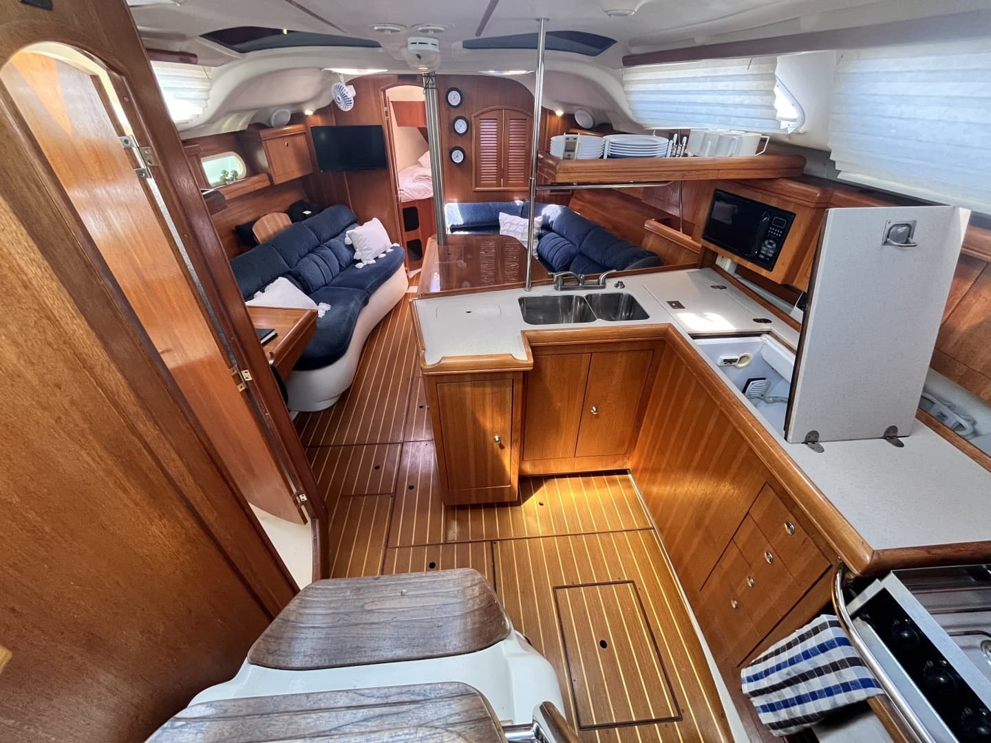 2003 Hunter 386 - Image 6