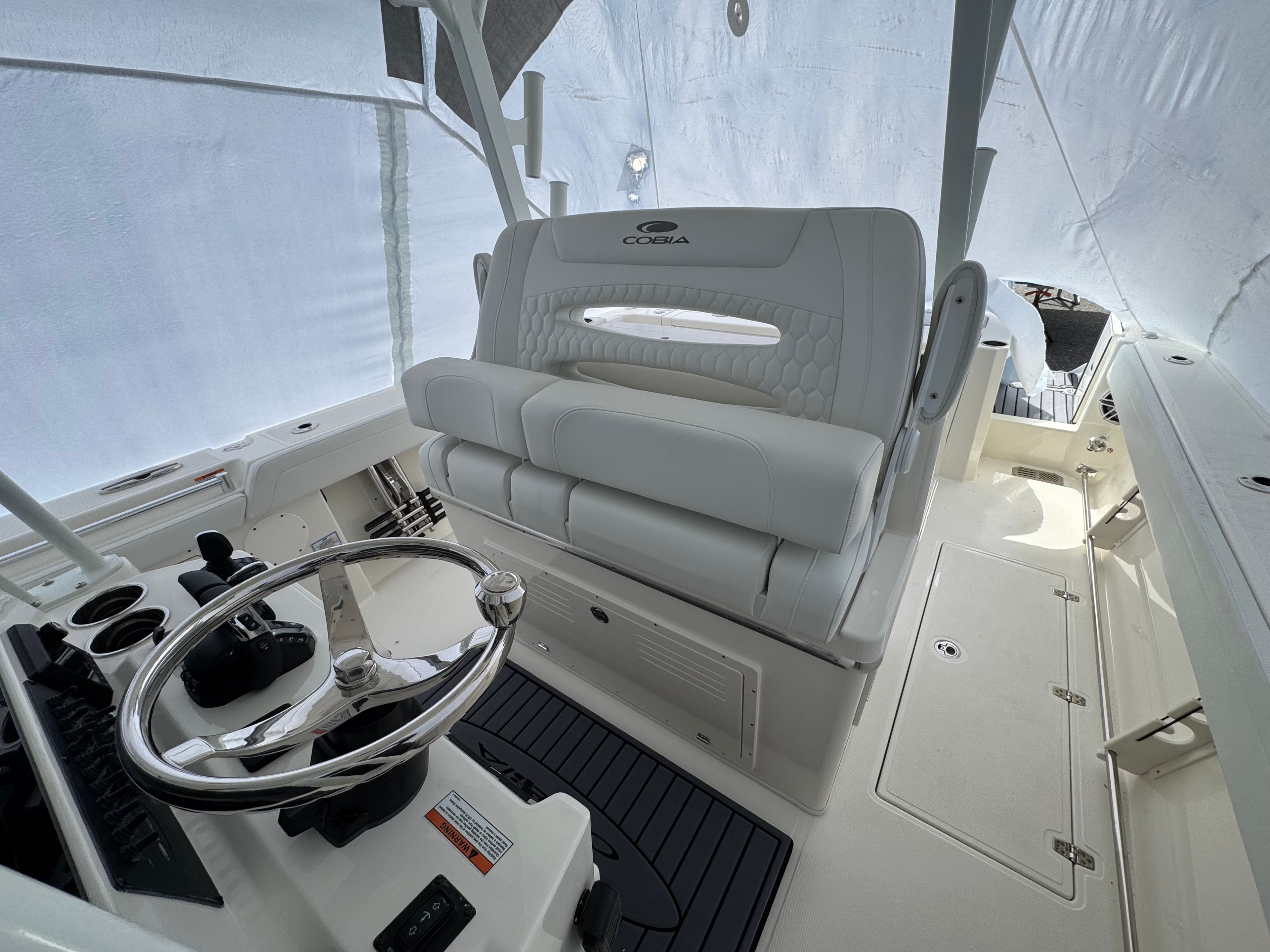 2026 COBIA 305 CC - Image 7