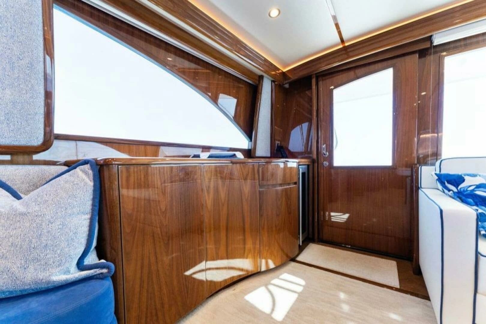 2021 Viking 54 Convertible - Image 23