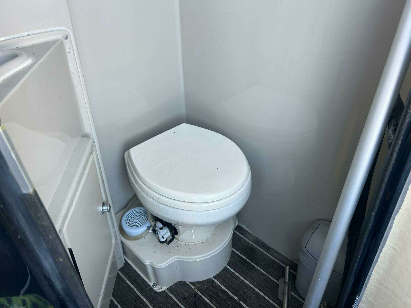 2023 Premier 330 Escalante - Image 36