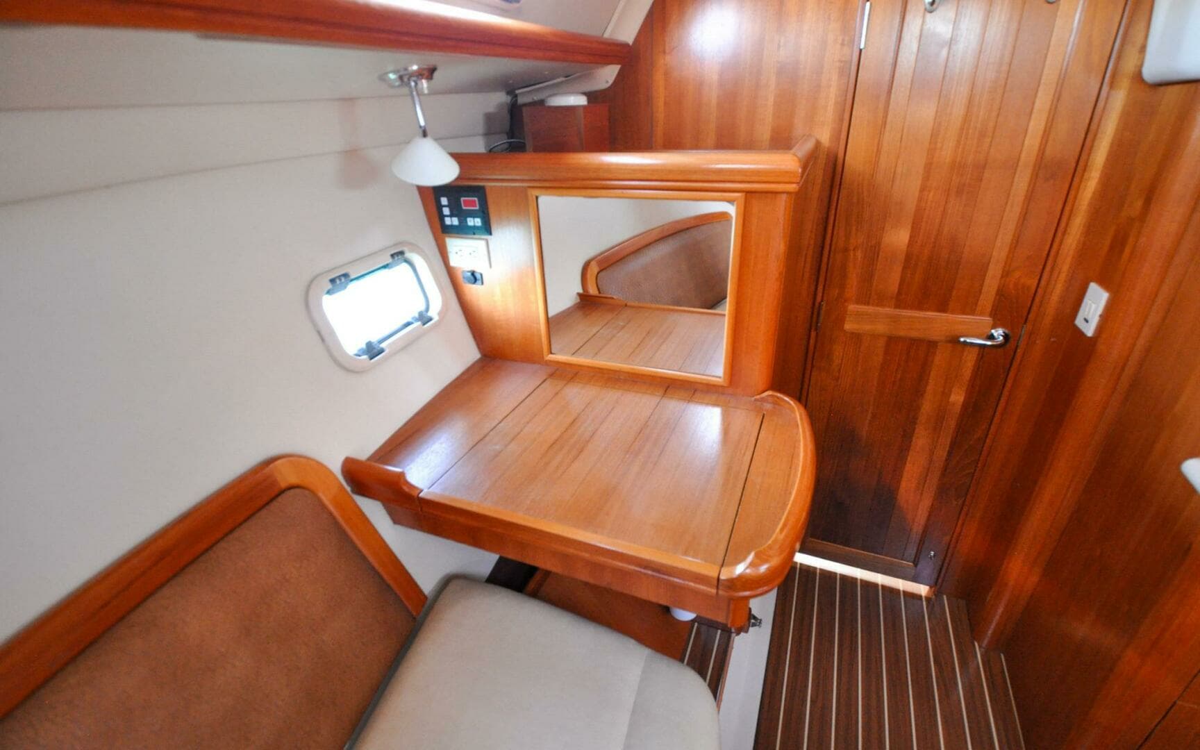 2006 Hunter 45cc - Image 112