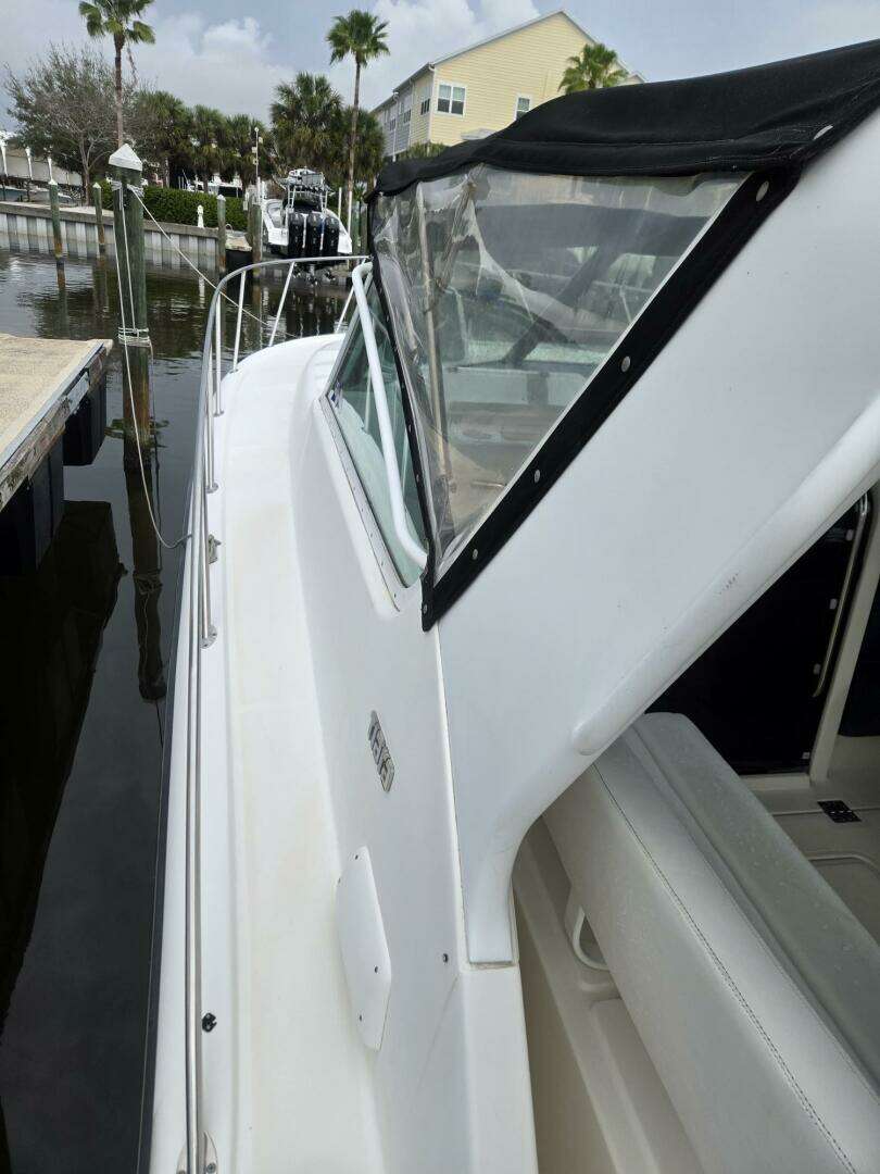 2002 Tiara Yachts 3500 Open - Image 18