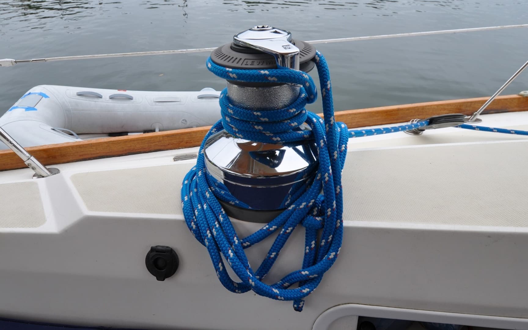 2004 Sabre 426 - Image 23