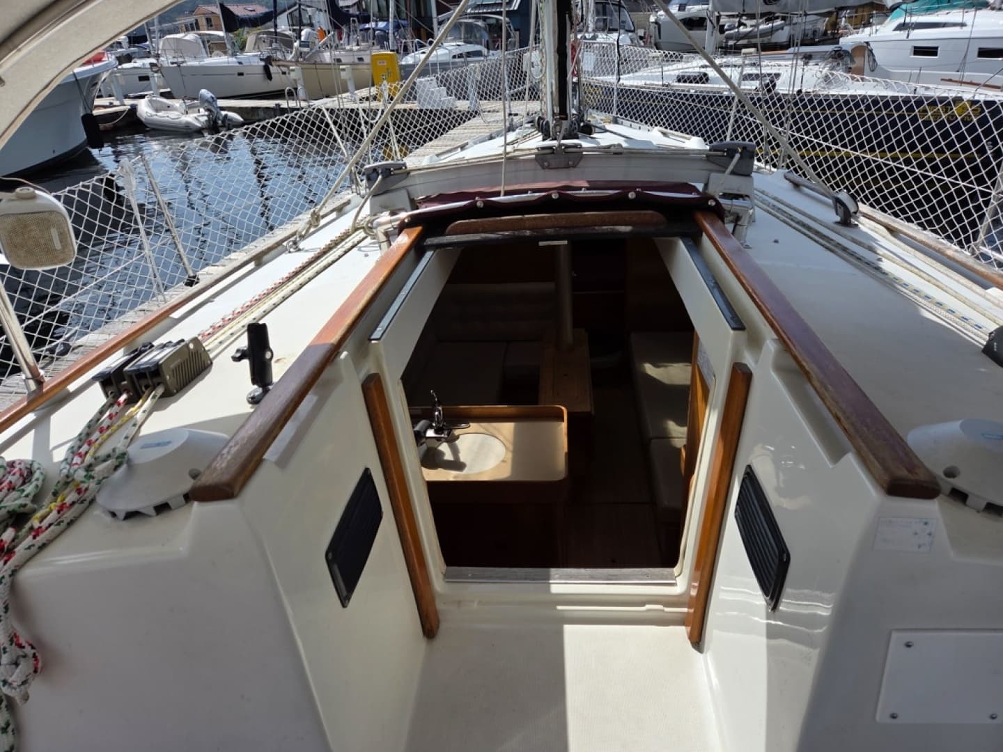 1988 Beneteau 350 - Image 12