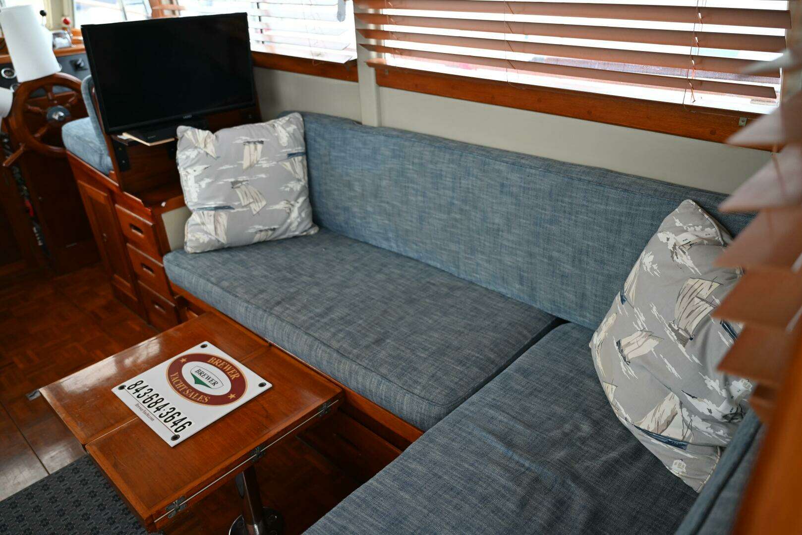 1970 Grand Banks Flybridge Trawler - Image 17