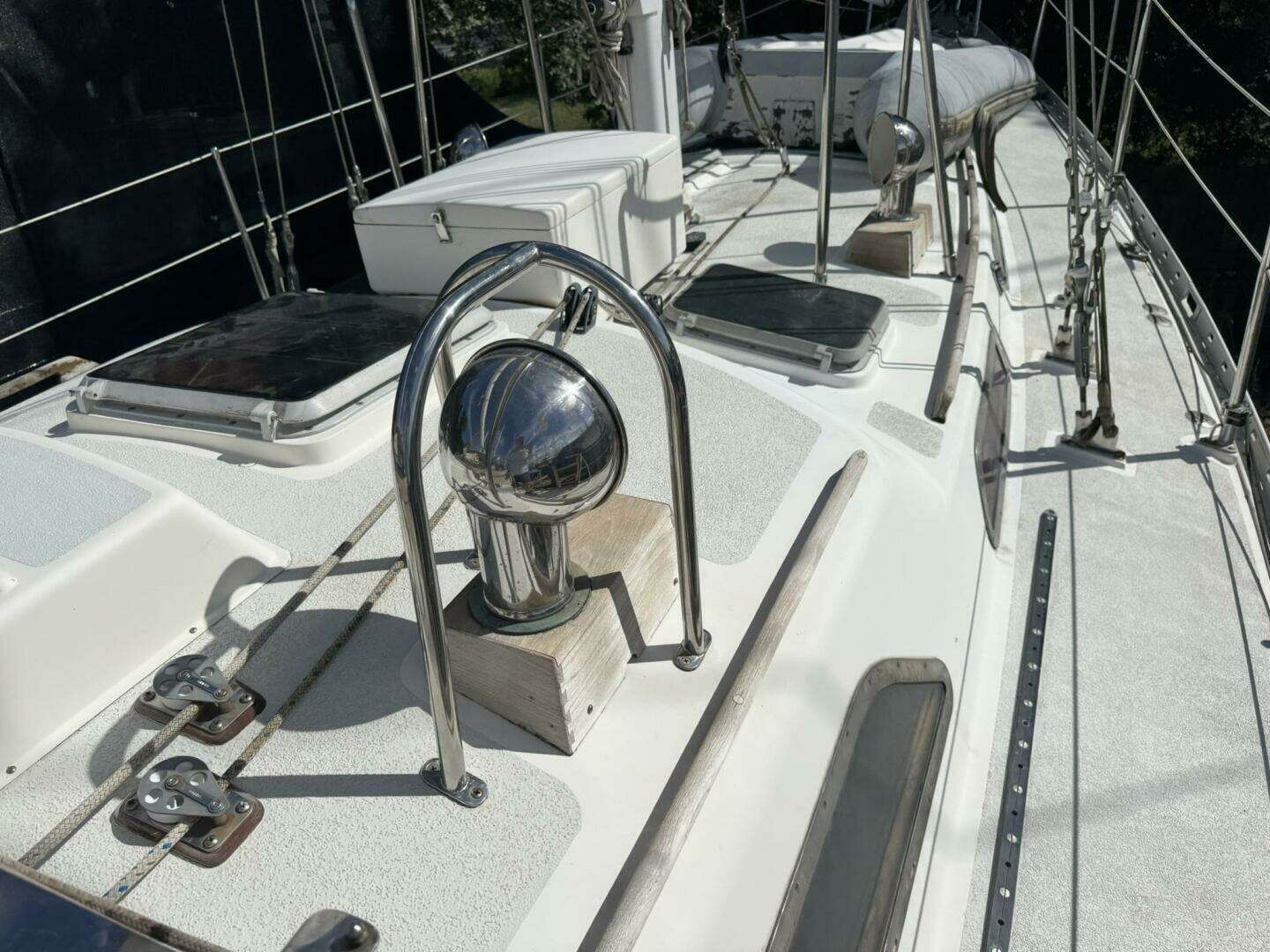 1987 Tayana 42 Vancover Aft Cabin - Image 14