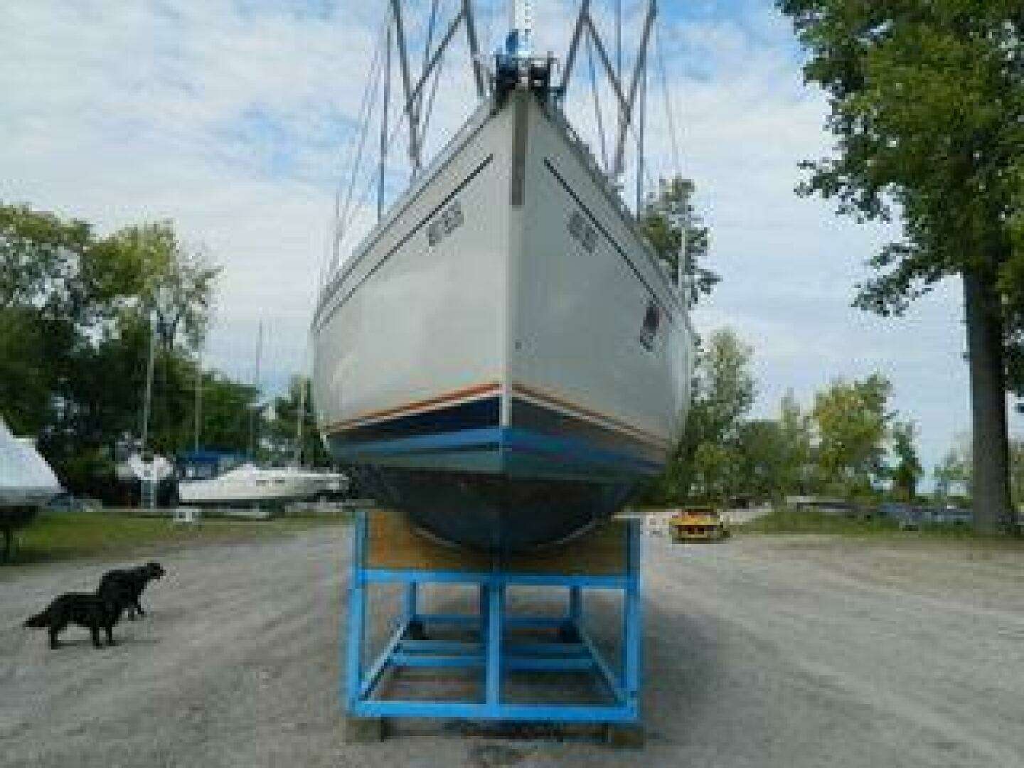 1984 Beneteau — - Image 4