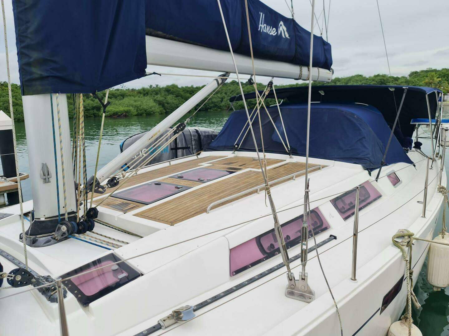 2010 Hanse 470e - Image 6