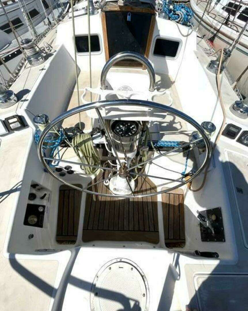 1986 J Boats Masthead Sloop - Image 13