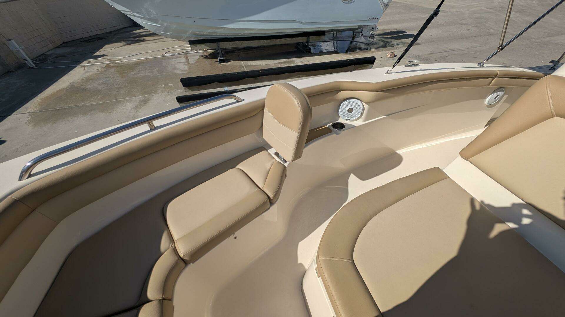 2019 Scout 215xsf - Image 30