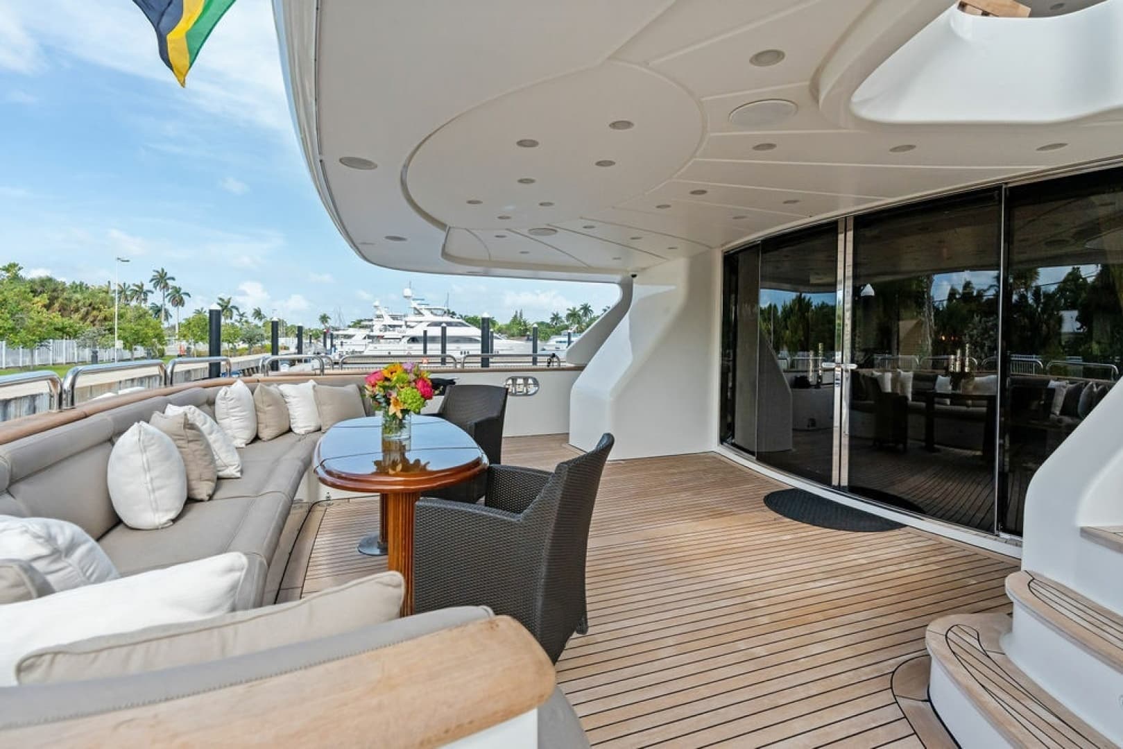 2008 Benetti 121 Classic - Image 8