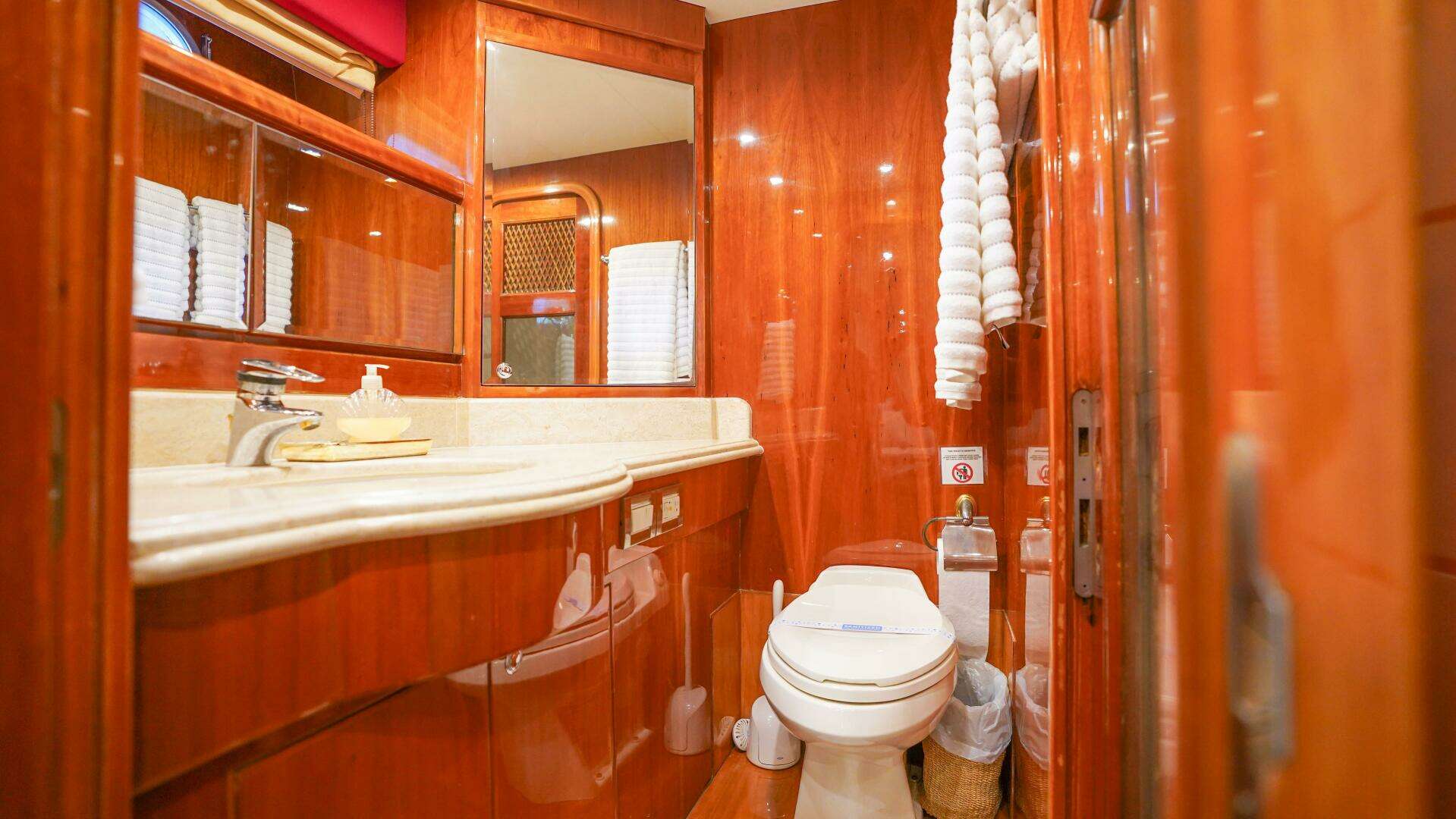 2001 Motor Yacht 82MY - Image 36