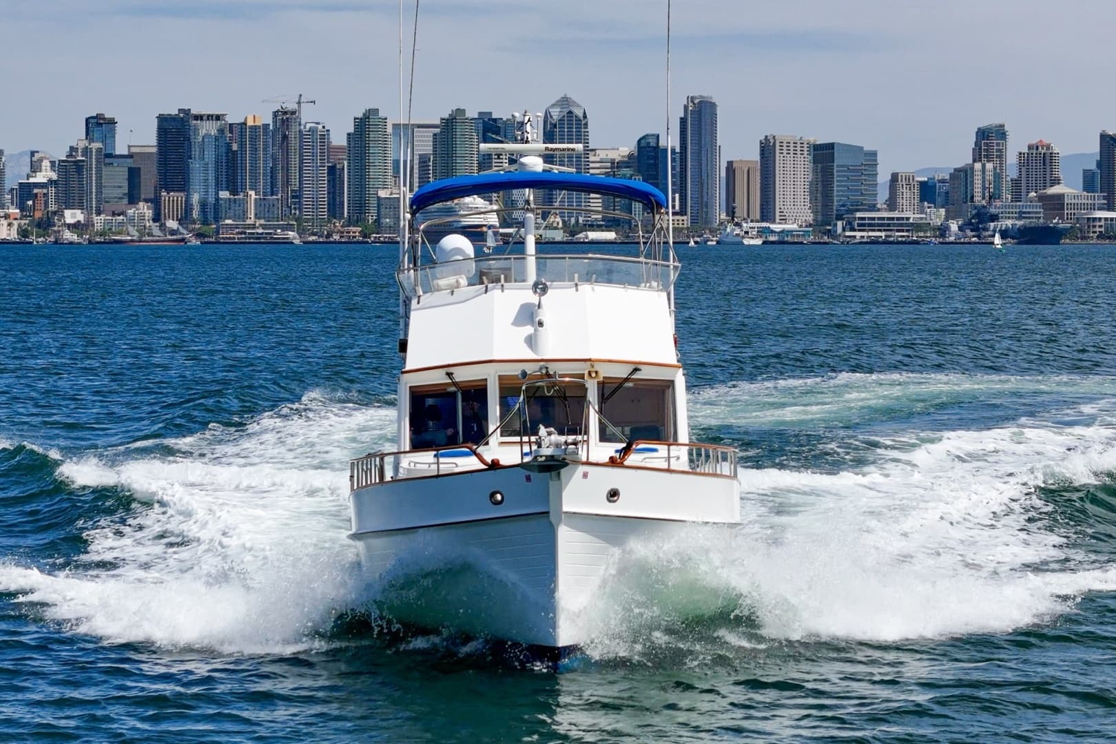 1987 Grand Banks 47 motoryacht - Image 9